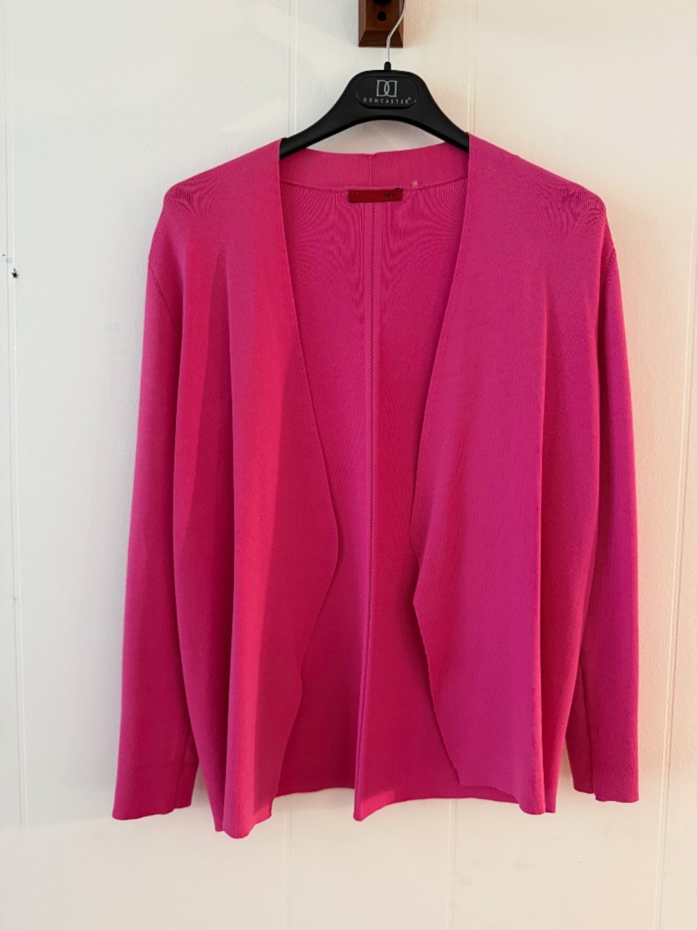 EUC "Red" Fuchsia Medium Cardigan Long-Sleeved Light Weight